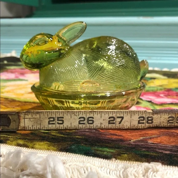 Vintage L. E. Smith Green Glass Rabbit Dish 🐰 - Picture 1 of 11